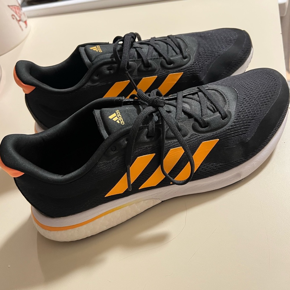 Adidas Supernova Men’s Black and Orange Athletic Running Shoes-Like New